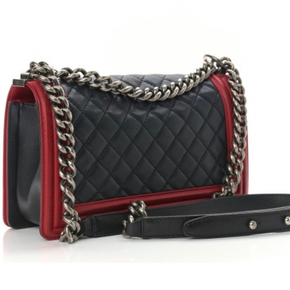 CHANEL Lambskin Quilted Medium Boy Flap - Picture 2 of 10